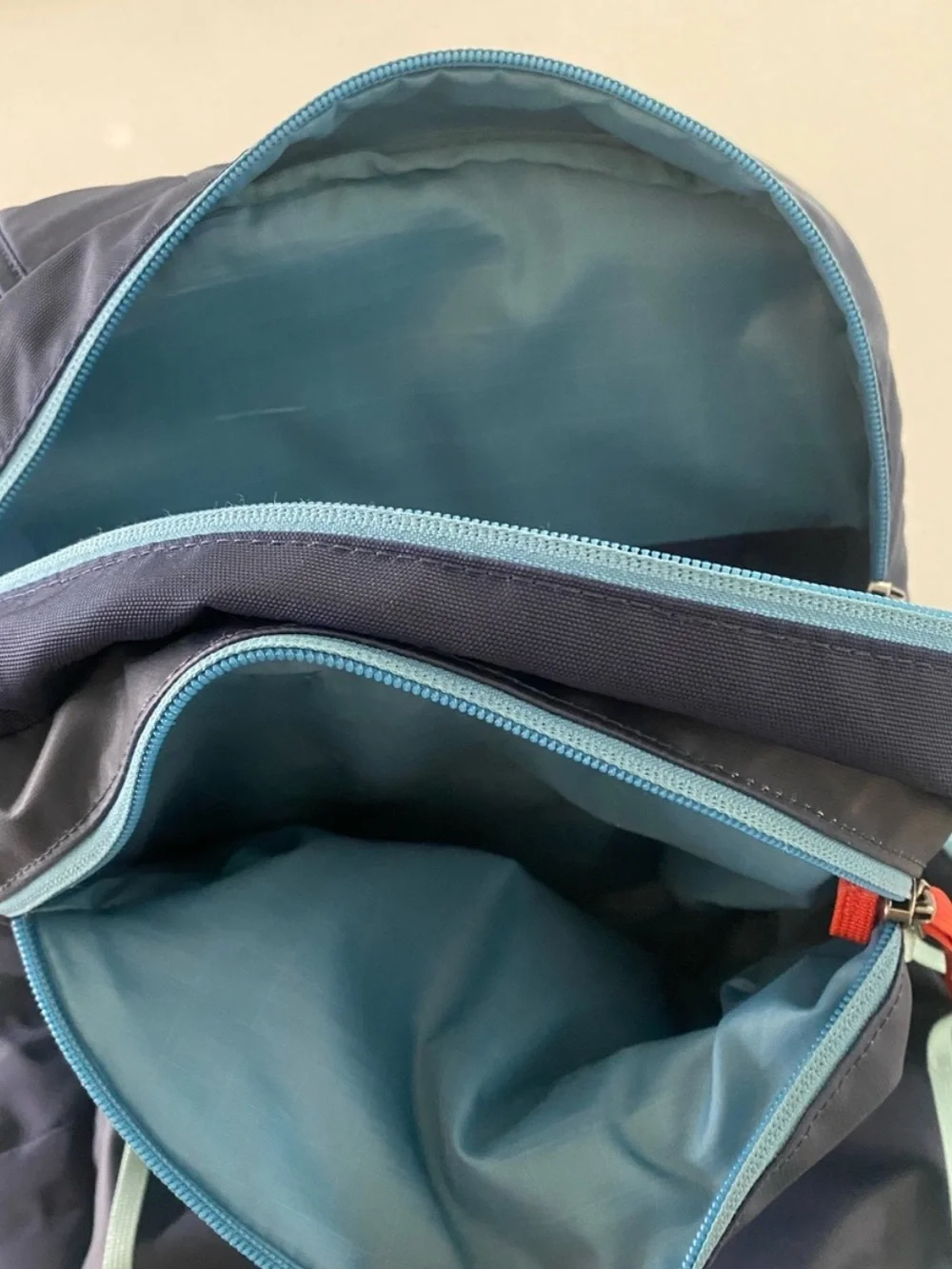 Cotopaxi blue vaya 18L backpack